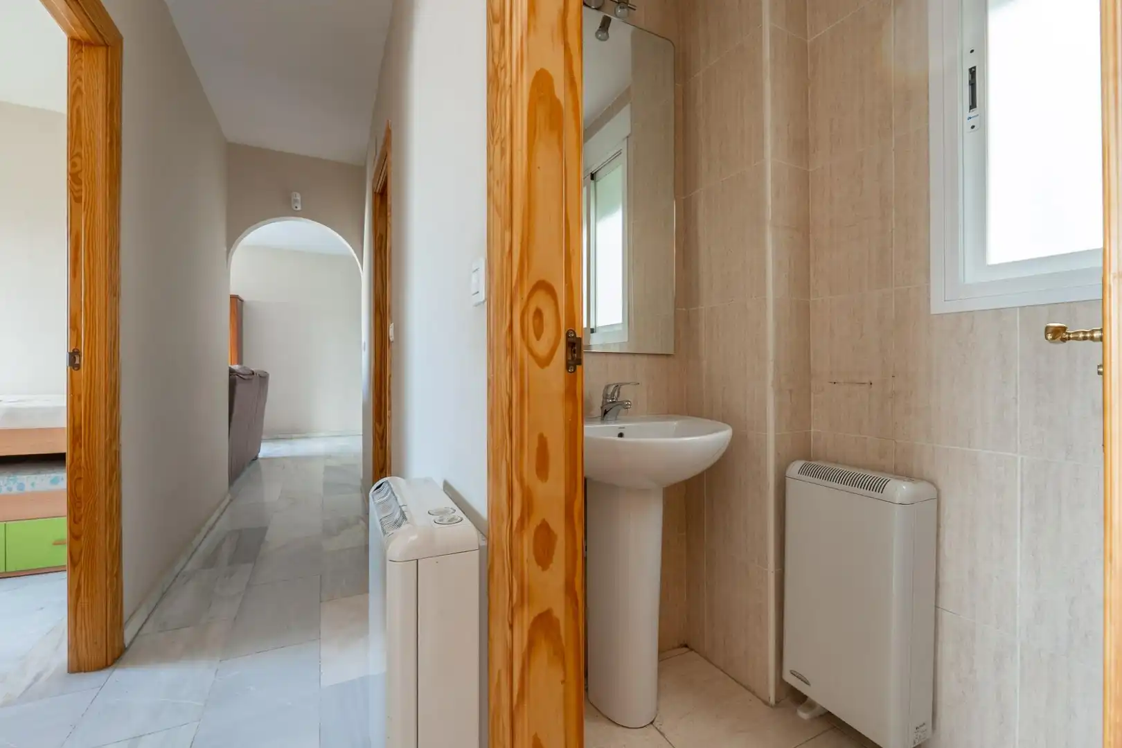 Baño de Piso en venta en Gójar con Terraza, Trastero y Balcón