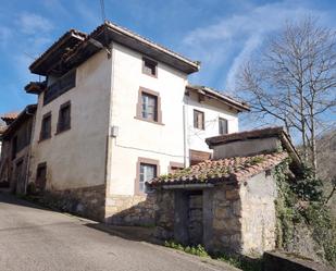 Exterior view of Single-family semi-detached for sale in Cangas de Onís  with Terrace