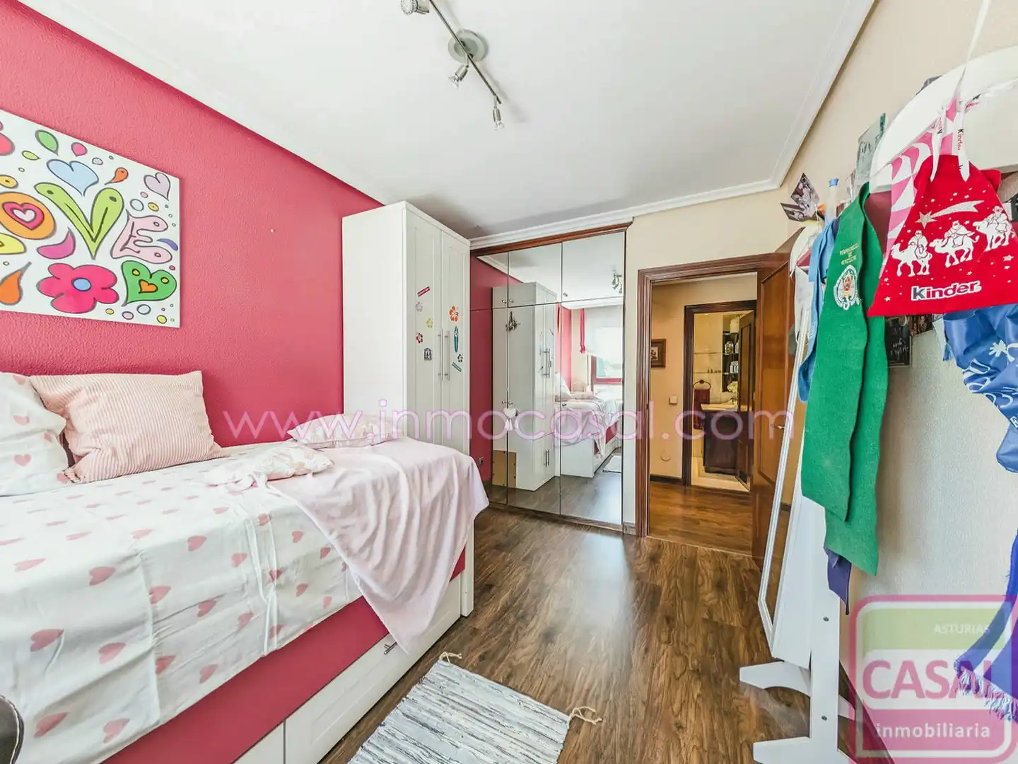Schlafzimmer von Wohnung zum Verkauf in Oviedo  mit Heizung, Abstellraum und Möbliert