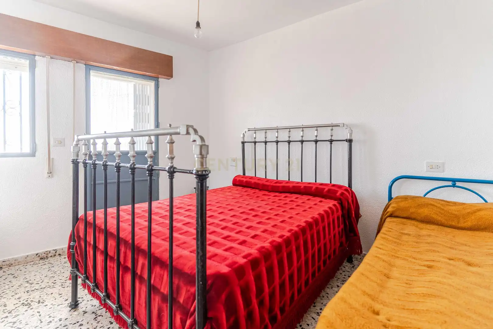 Habitación de Casa adosada en venta en Albuñol con Trastero, Microondas y Balcón