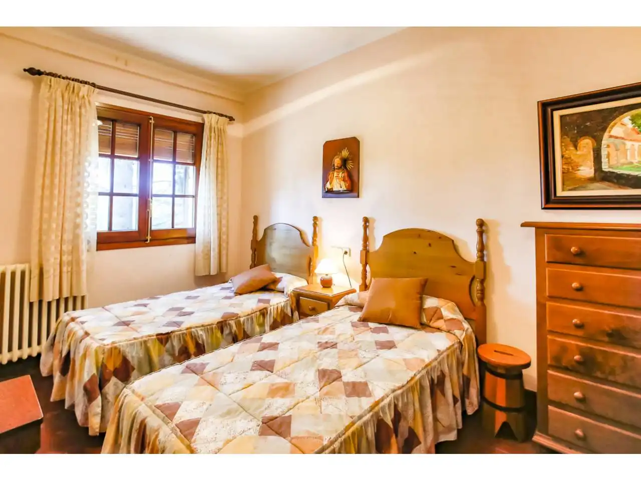 Dormitori de Casa o xalet en venda en Riner