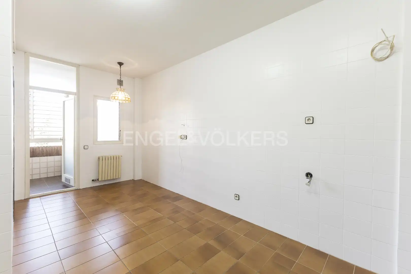 Flat for sale in Barcelona  with Air Conditioner, Heating and Private garden