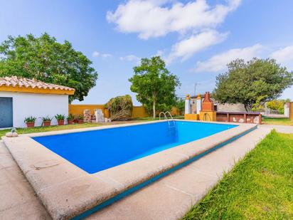 Piscina de Casa o xalet en venda en Conil de la Frontera amb Terrassa i Piscina