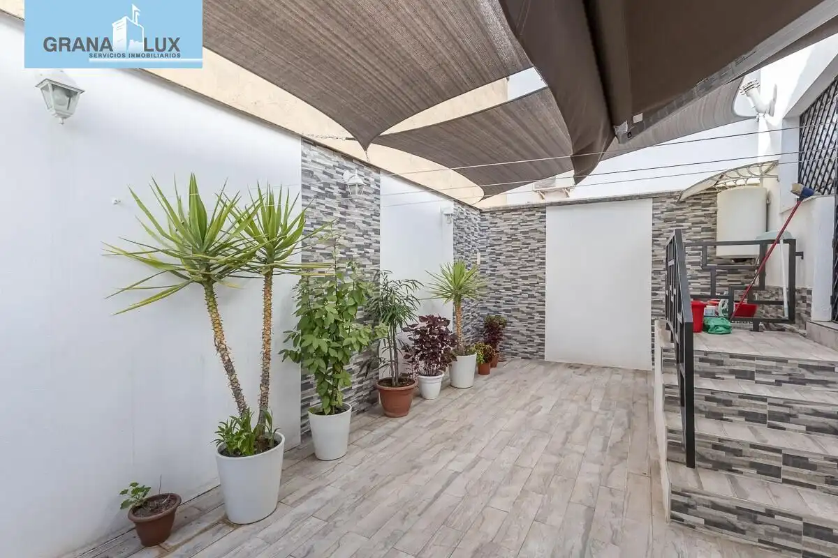 Maison mitoyenne à vendre à Calle del Laurel