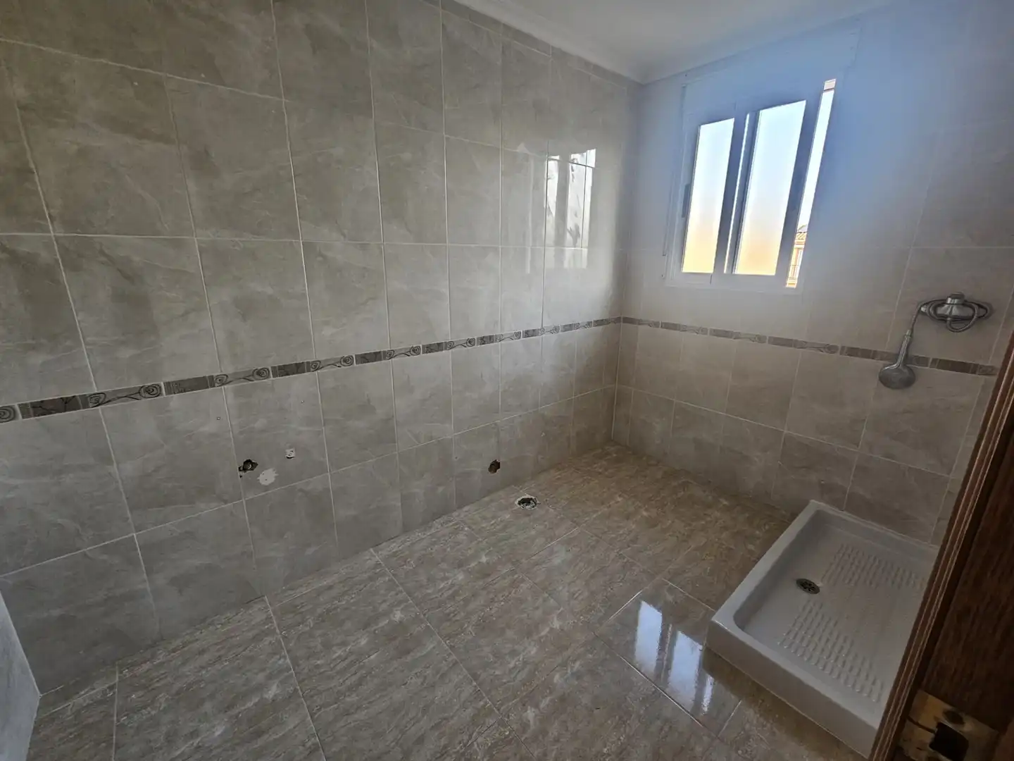 Baño de Casa adosada en venta en Náquera con Aire acondicionado, Calefacción y Piscina comunitaria