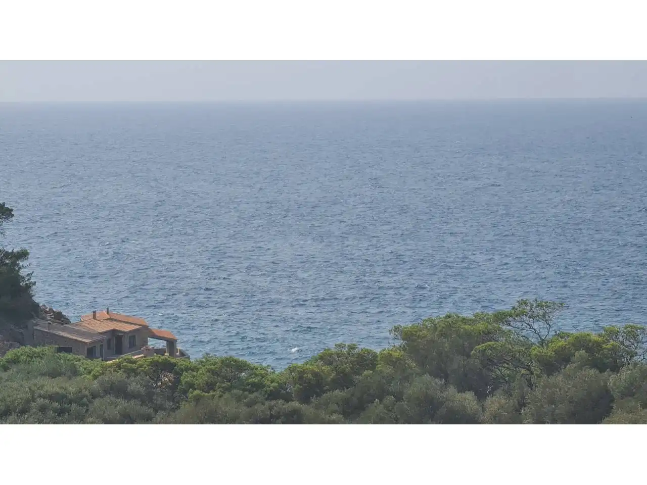 Country homes for sale in Estellencs  with Private garden, Terrace and Swimming Pool