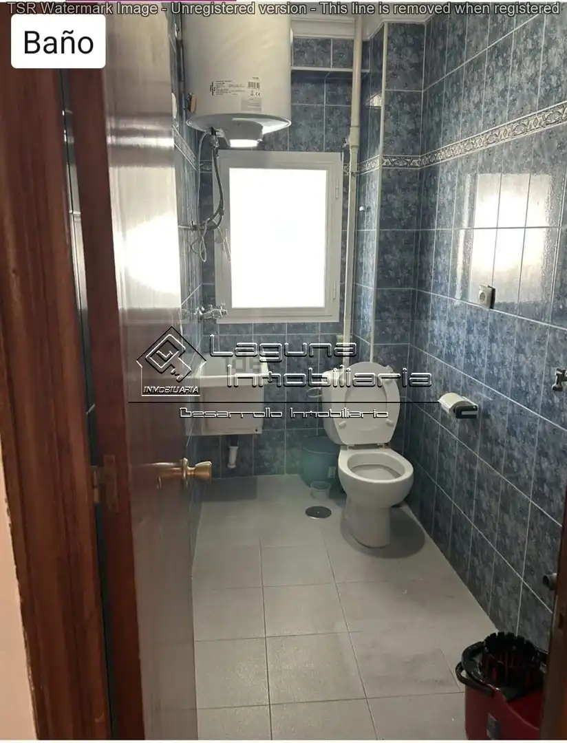 Baño de Piso en venta en Cádiz con Aire acondicionado