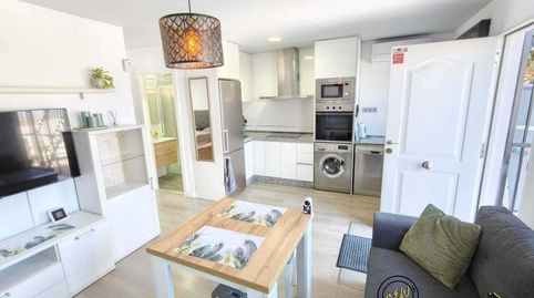 Foto 5 de Casa adosada en venda a Calle Rafael González "machaquito", Zona Carrefour - Urbanizaciones, Torrevieja