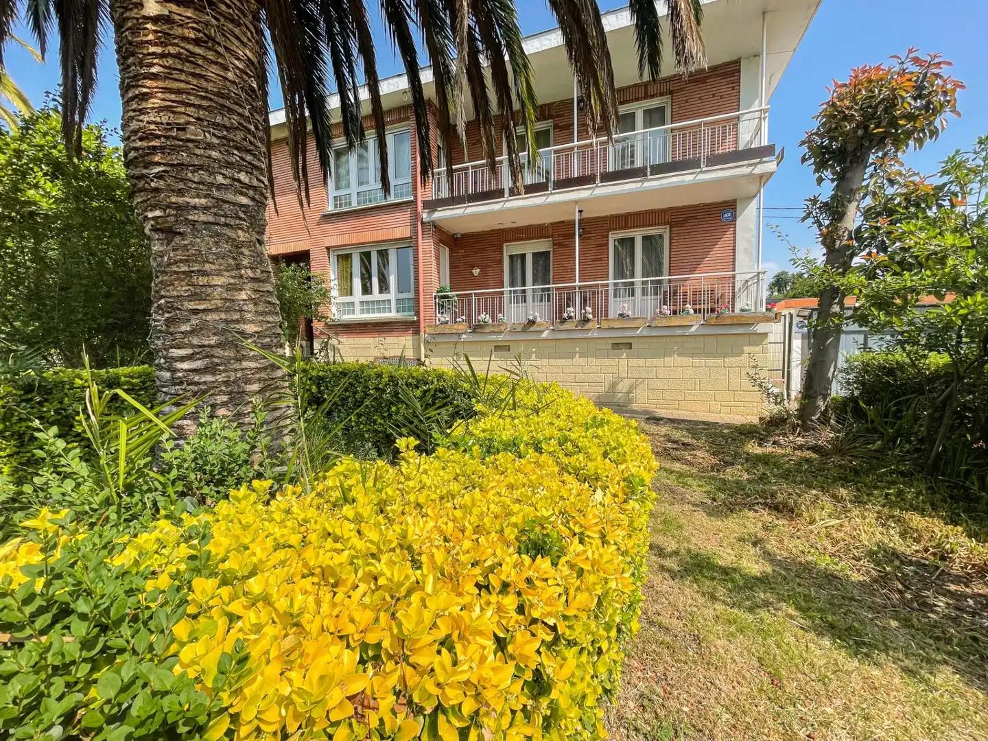 Exterior view of Houses for sale in Abanto y Ciérvana-Abanto Zierbena  with Heating, Private garden and Storage room