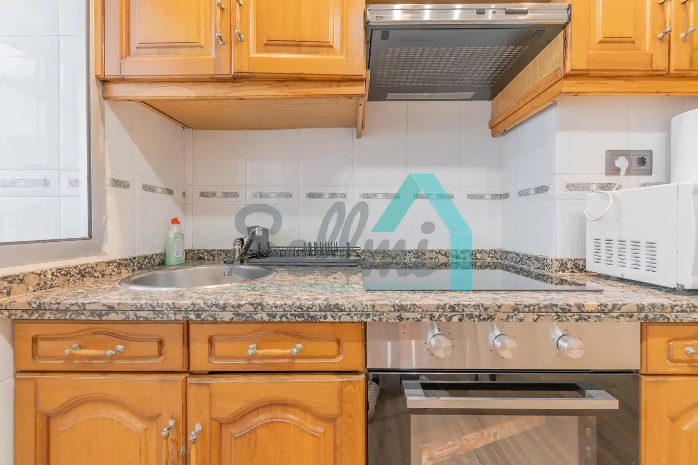 Kitchen of Flat for share in Oviedo   with Heating, Terrace and Furnished
