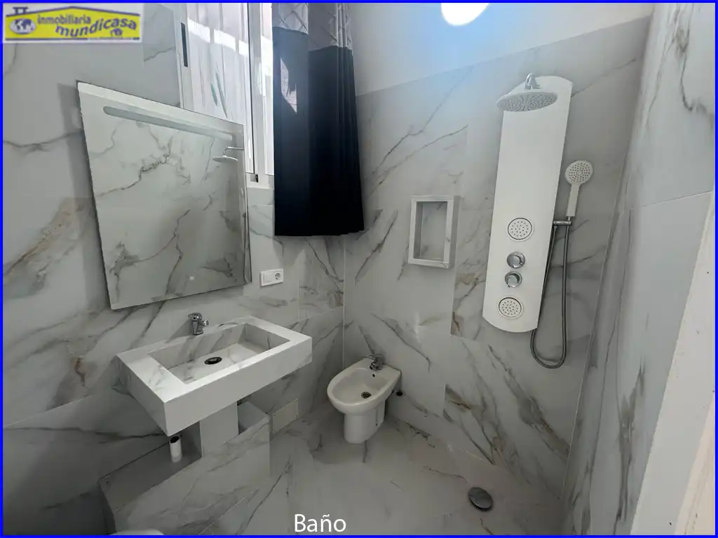 Baño de Casa o chalet en venta en Orihuela con Aire acondicionado, Jardín privado y Terraza