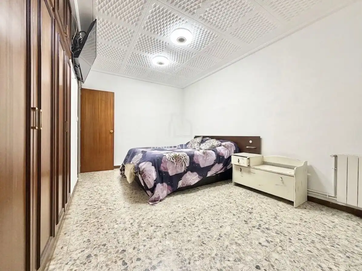 Bedroom of Houses for sale in Girona  with Heating and Terrace