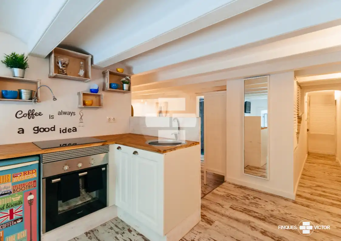 Cocina de Piso en venta en Barcelona con Amueblado, Horno y TV