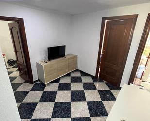 Bedroom of Flat for sale in  Sevilla Capital  with Air Conditioner