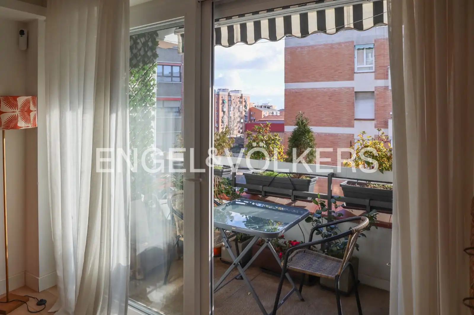Terrassa de Pis en venda en Madrid amb Aire condicionat, Calefacció i Terrassa