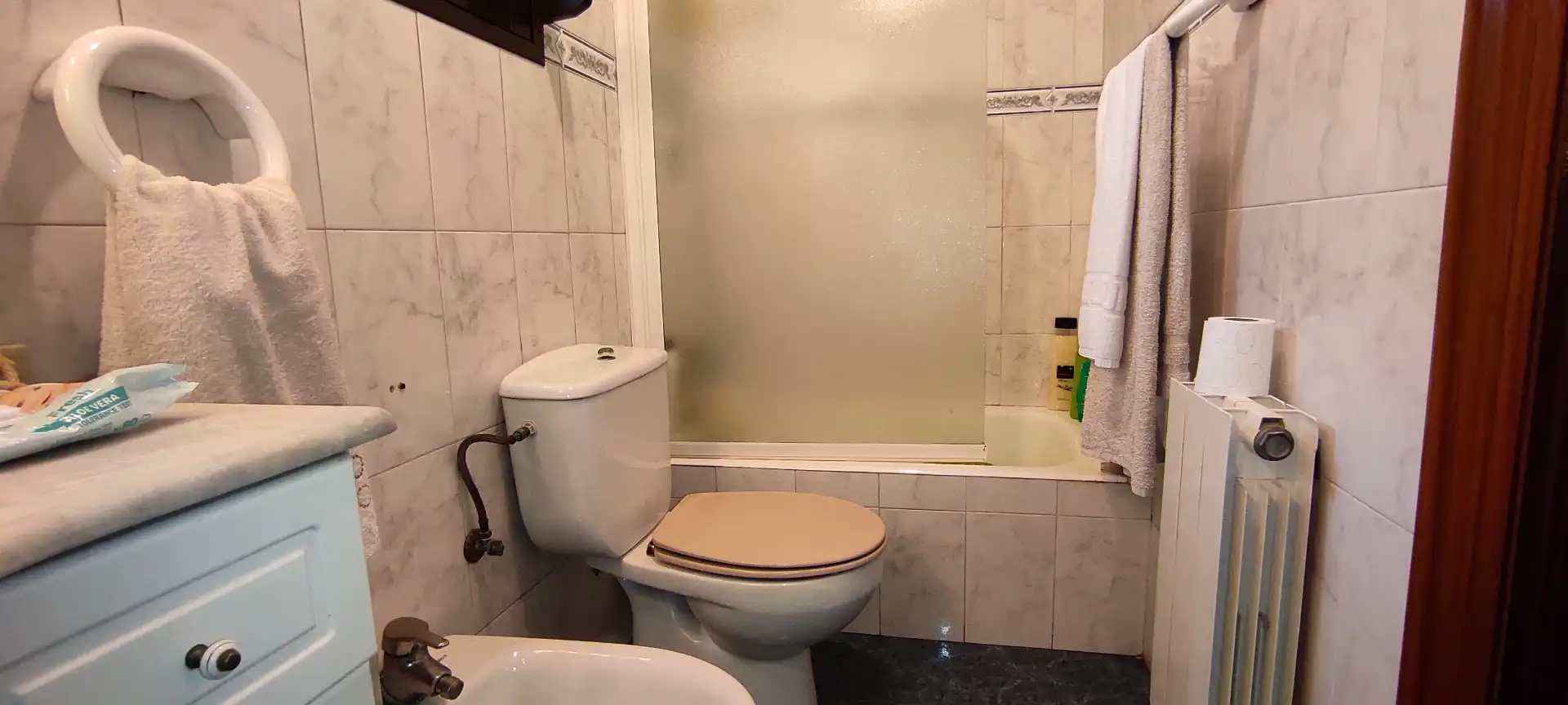 Baño de Casa adosada en venta en Valle de Trápaga-Trapagaran con Calefacción, Jardín privado y Terraza