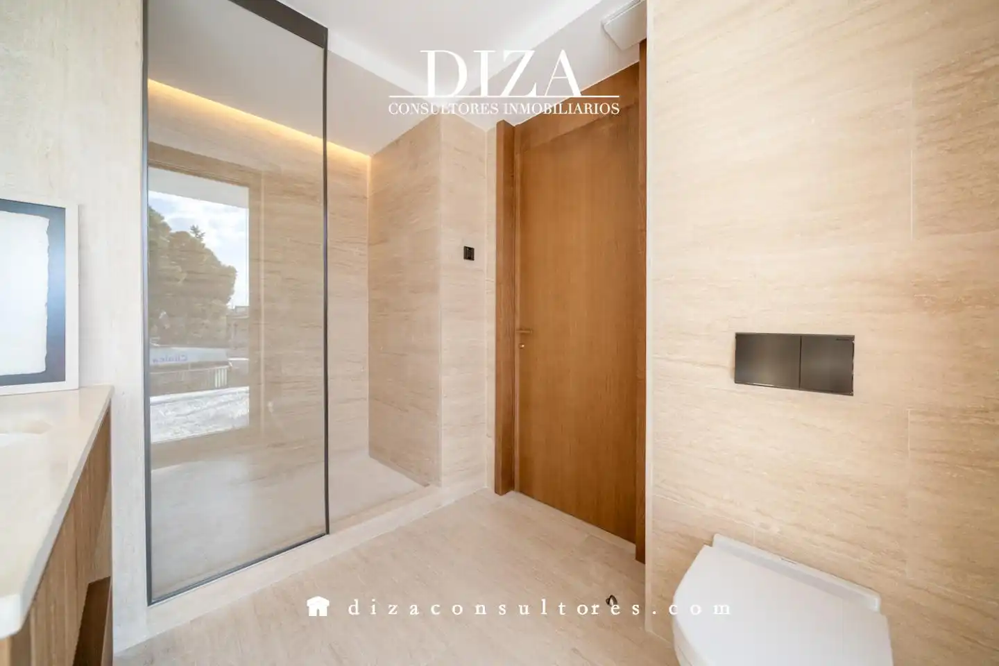 Baño de Casa o chalet en venta en Madrid con Aire acondicionado, Calefacción y Terraza