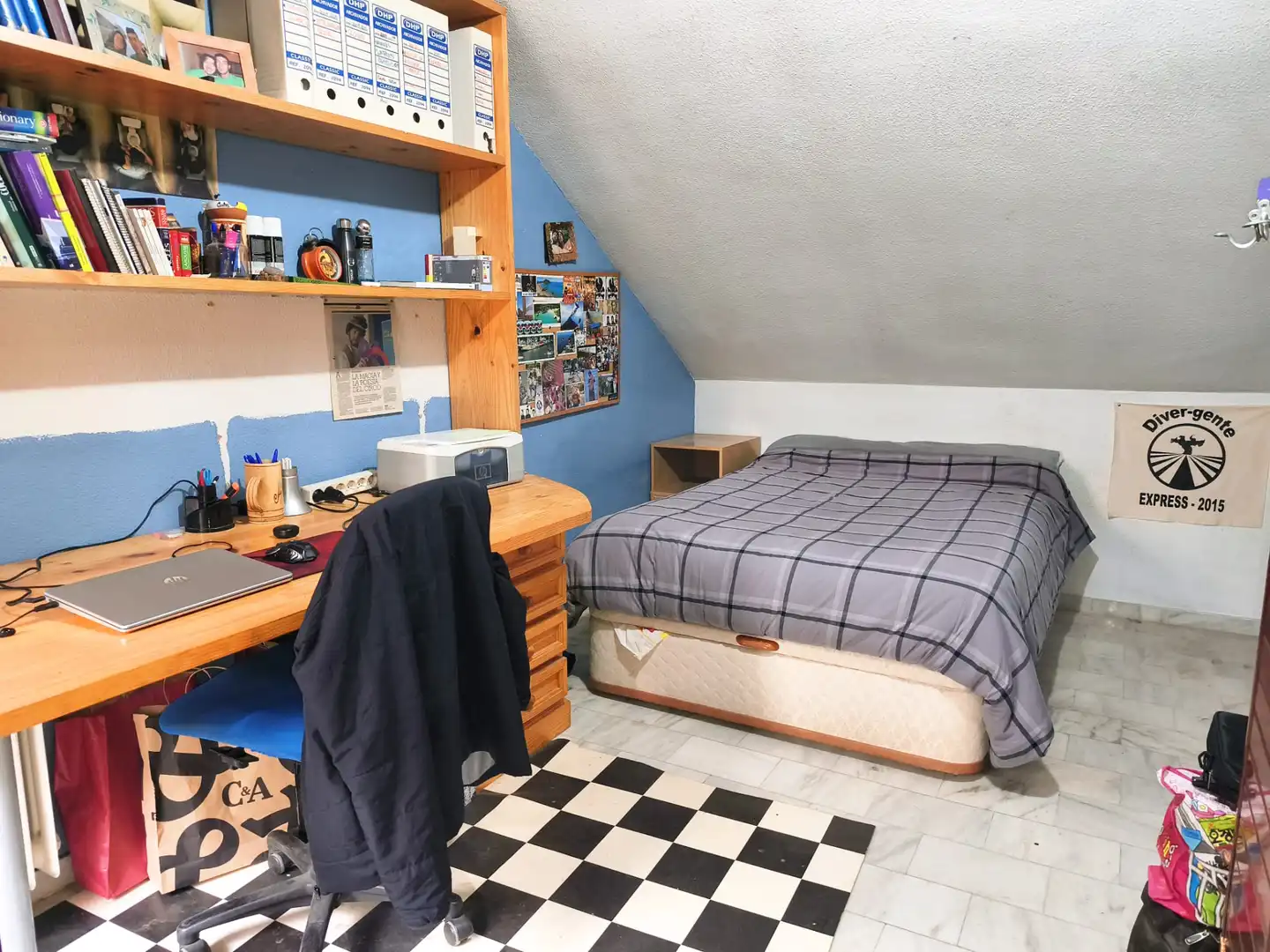 Habitación de Dúplex en venta en Ciudad Real con Aire acondicionado, Calefacción y Amueblado