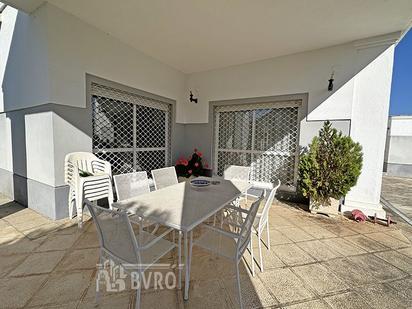 Terrassa de Casa o xalet en venda en  Córdoba Capital amb Aire condicionat, Calefacció i Jardí privat