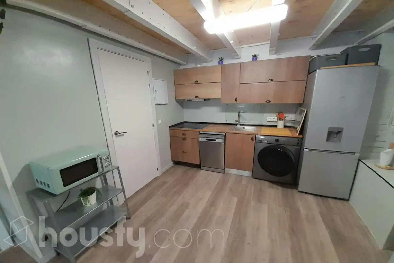 Kitchen of Flat for rent in Madrid  with Air Conditioner, Heating and Furnished