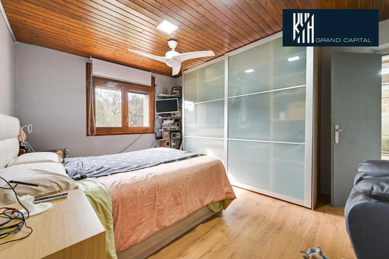 Habitación de Casa adosada en venta en Juià