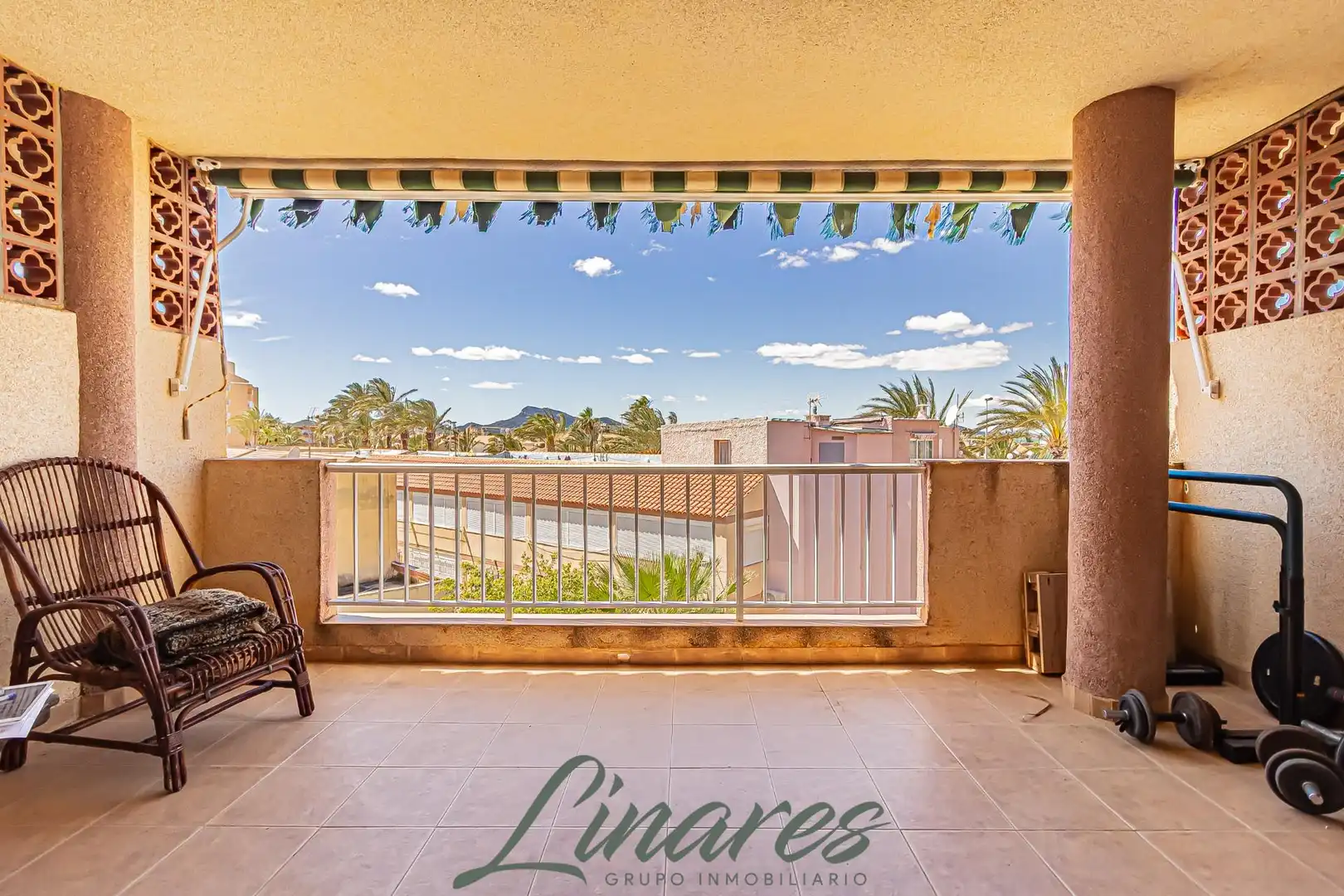 Terrassa de Apartament en venda en La Manga del Mar Menor amb Terrassa