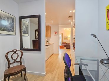 Flat with balcony for sale in Eixample