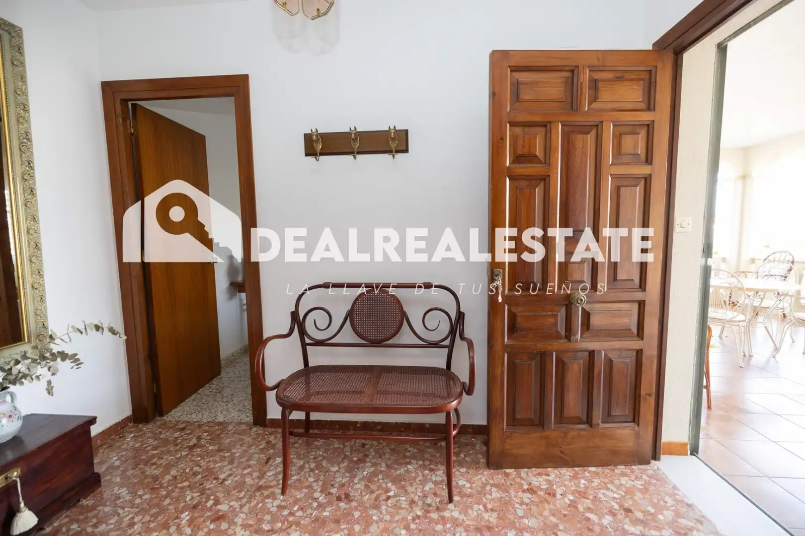 Vista exterior de Casa o xalet en venda en Almonte amb Jardí privat, Terrassa i Moblat