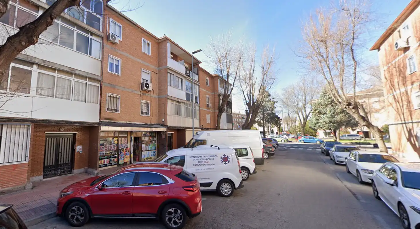 Casa en venta en CL. SAN ASTURIO SERRANO, imagen 2