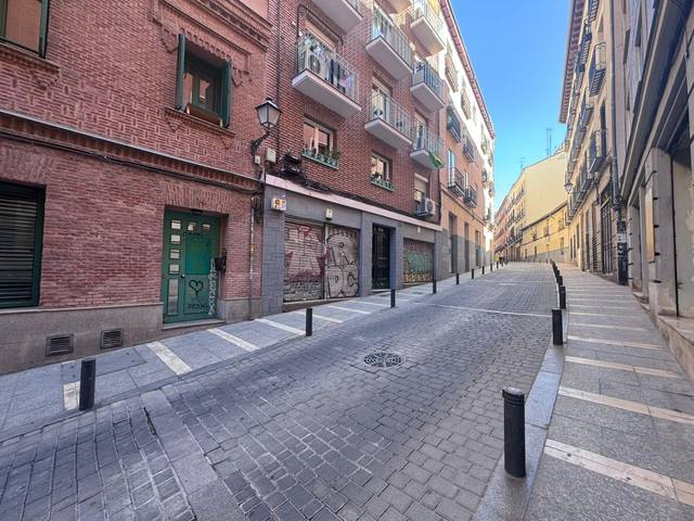 Piso en Venta en Calle FRAY CEFERINO GONZALEZ en Cortes - Huertas