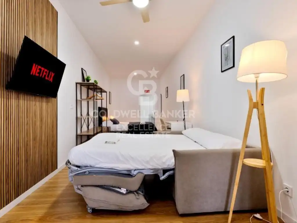 Dormitori de Apartament en venda en Valencia amb Aire condicionat i Rentadora