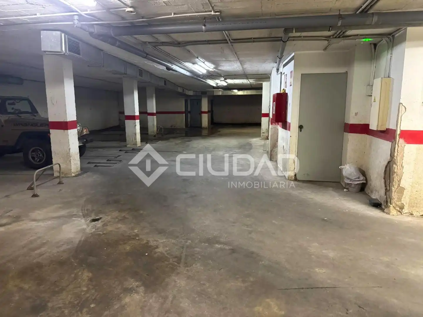 Parking of Garage for sale in Centro - Calzada - Cabo Noval