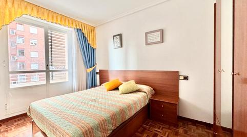 Photo 3 of Flat to rent in Voluntaria Entrega Kalea, Arriaga - Lakua, Vitoria - Gasteiz