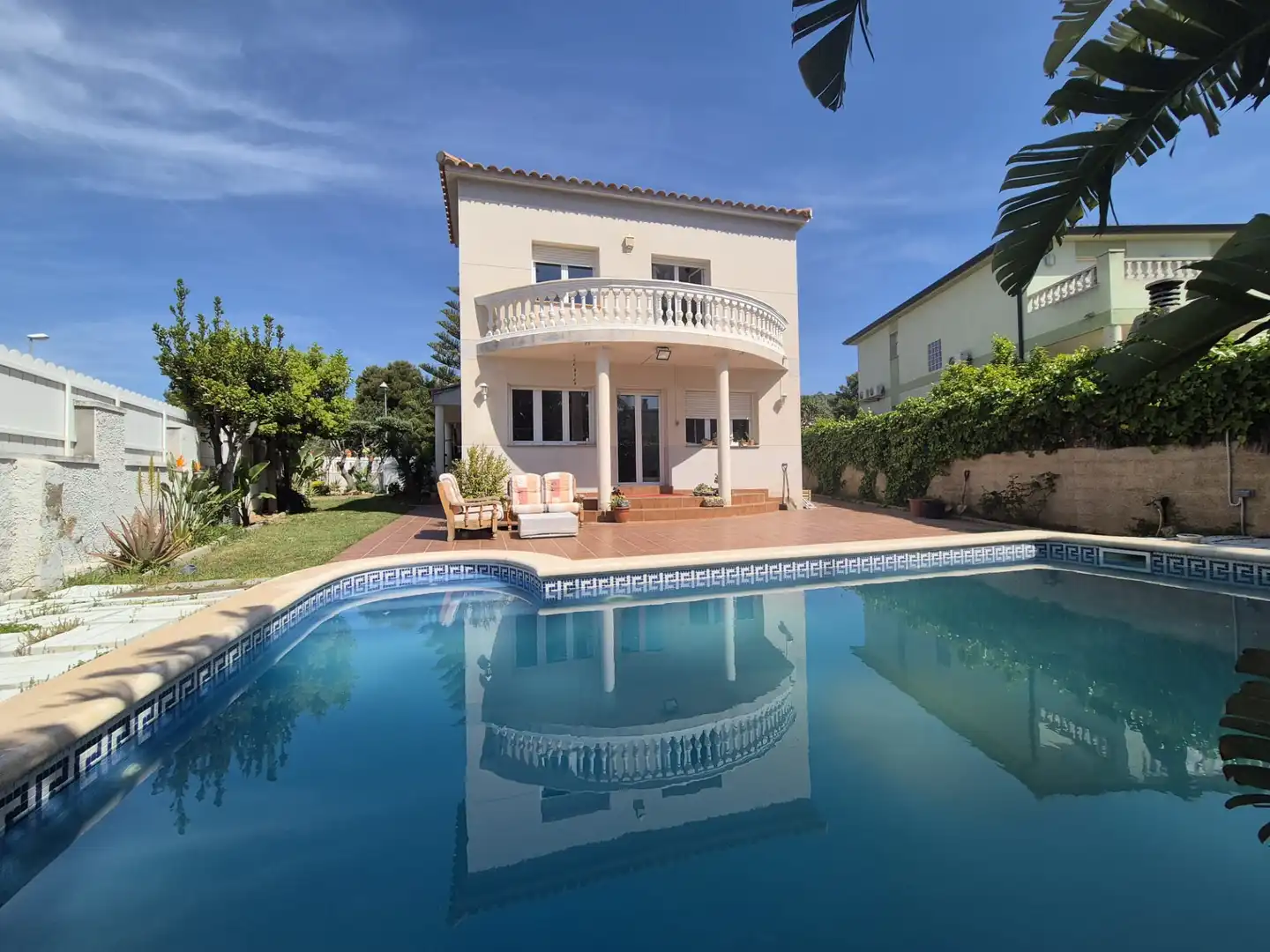 Vista exterior de Casa o chalet en venta en Roda de Berà con Calefacción, Jardín privado y Terraza