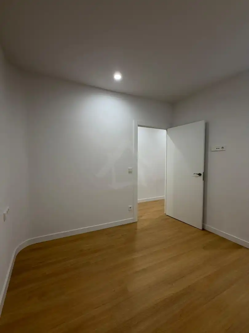 Flat for sale in  Logroño  with Heating and Parquet flooring