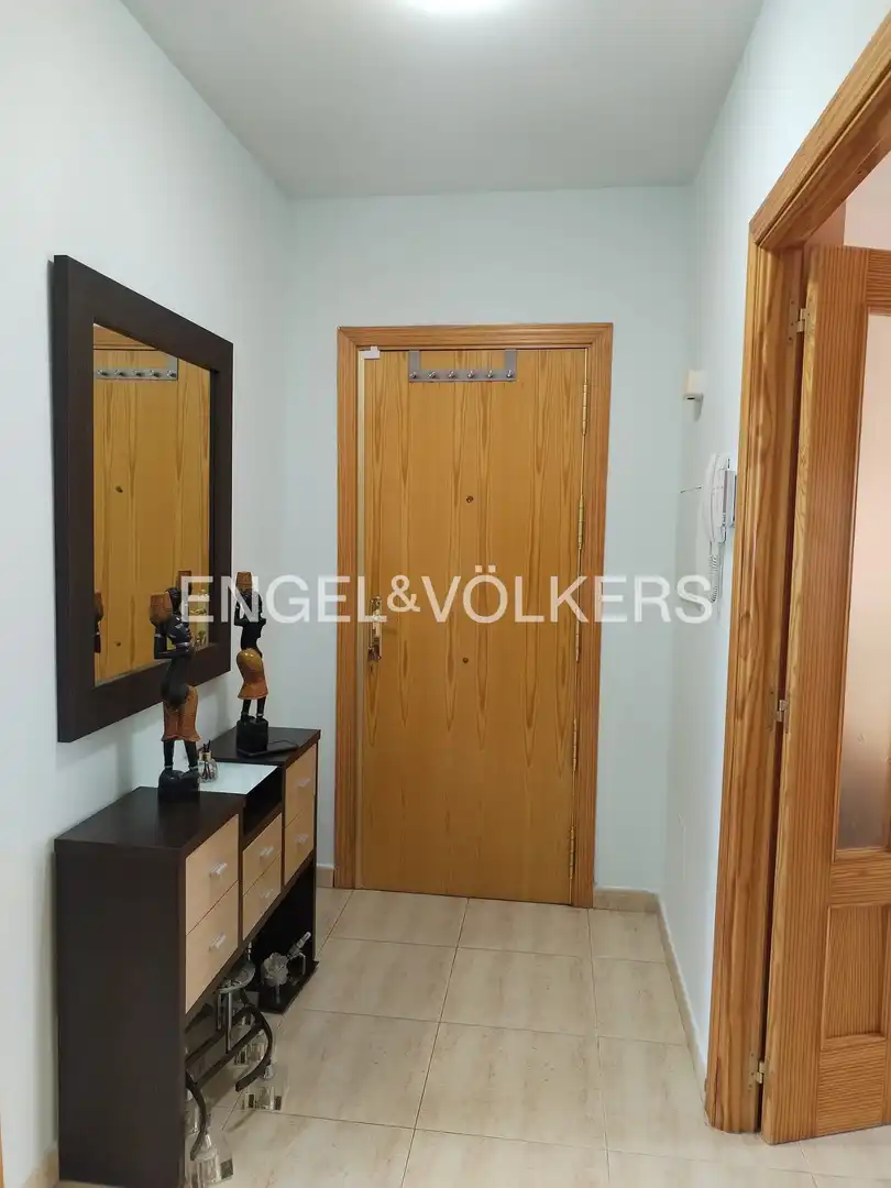 Flat for sale in Lominchar  with Air Conditioner, Heating and Furnished