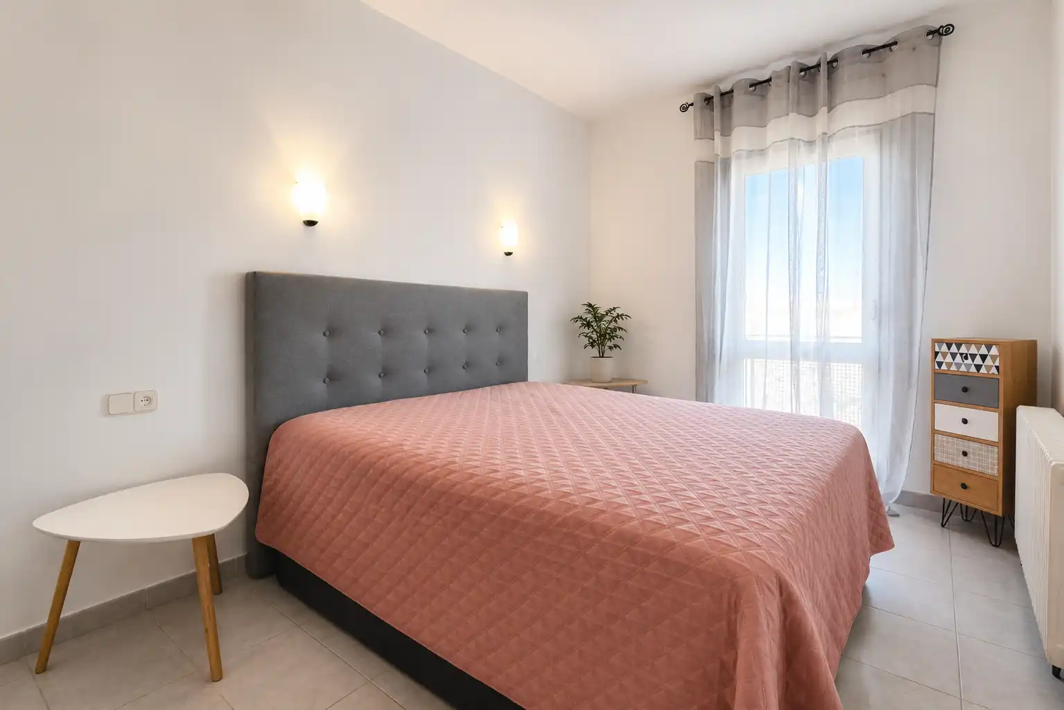 Habitación de Casa o chalet en venta en Torroella de Montgrí con Calefacción, Terraza y Amueblado