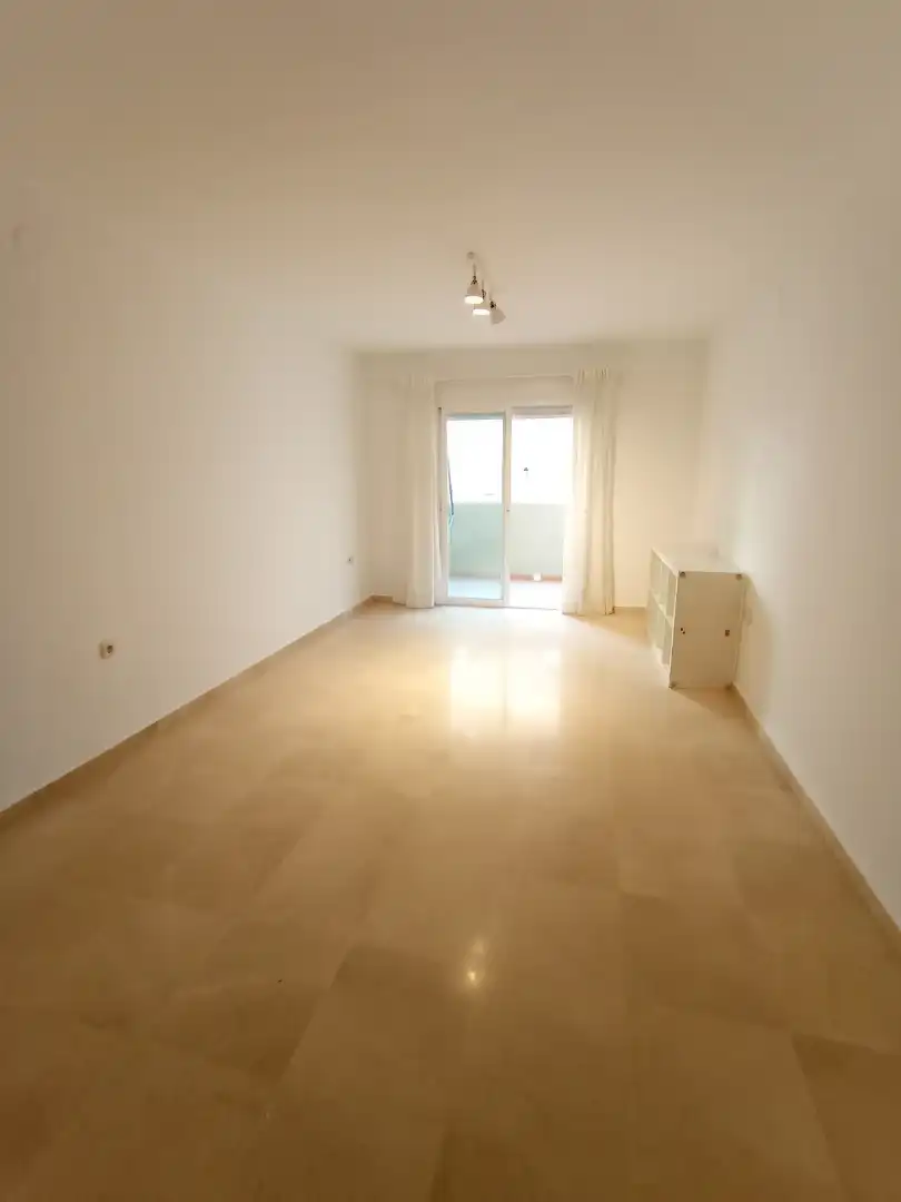 Appartement compact avec ascenseur à louer à Alameda de Capuchinos, imagen 3