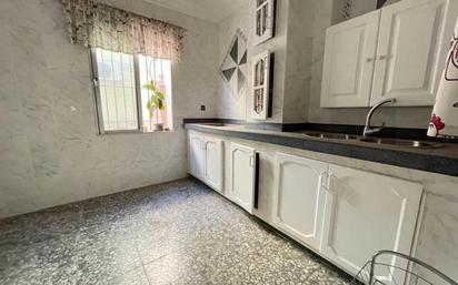 Kitchen of House or chalet for sale in Jerez de la Frontera  with Private garden