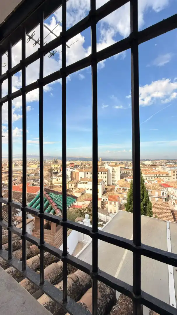 Vista exterior de Casa o xalet per a compartir en Albaicín