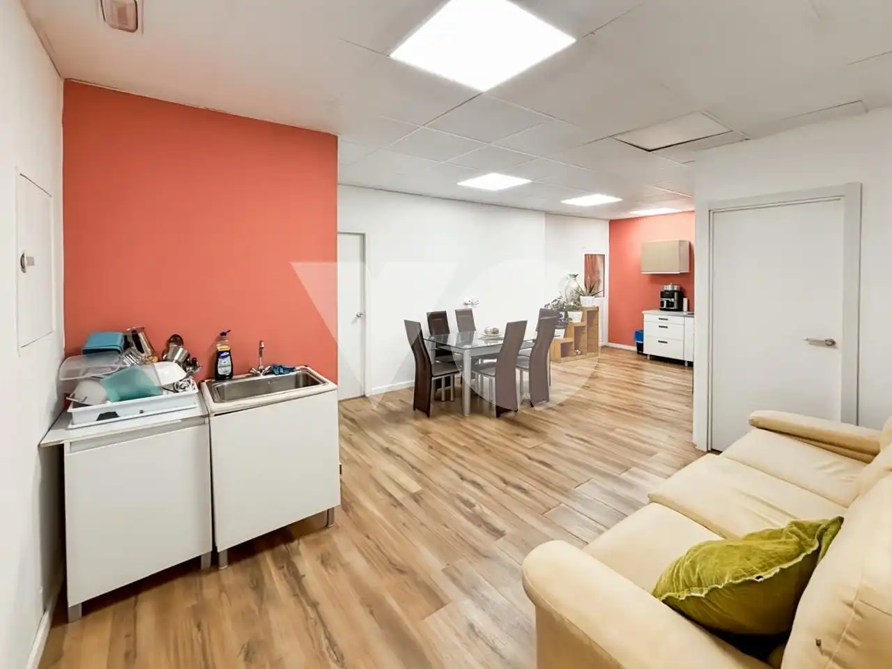Local en venta en San Sebastián de los Reyes con Aire acondicionado