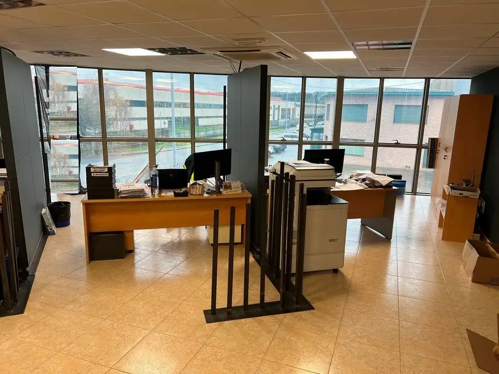 Industrial building with lift for sale in Rúa Jesús Fernández Pita, imagen 23