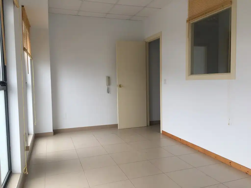 Industriegebäude zur Miete in Rúa Xesta, imagen 13