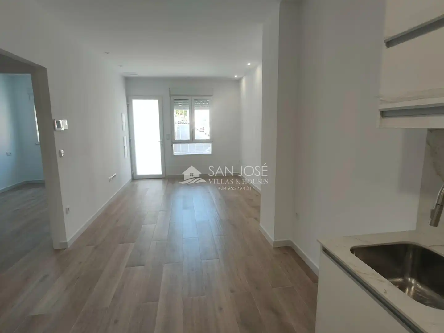 Wohnzimmer von Wohnung zum Verkauf in Aspe mit Klimaanlage und Heizung