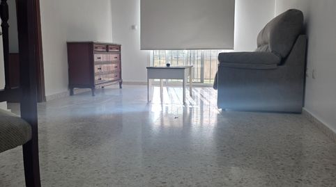 Foto 4 von Wohnung zur Miete in Avenida Dolores Ibárruri, Estación - La Fontanilla - El Tinte, Utrera
