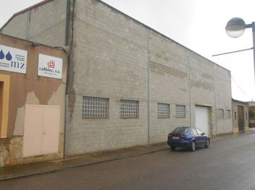 Industrial building for sale in ANTONI GAUDI