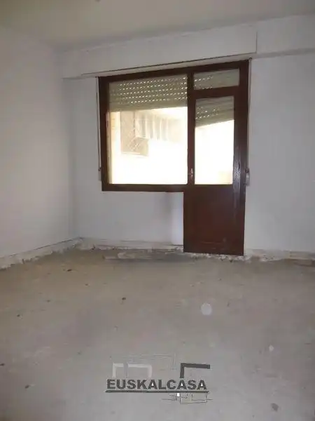 Flat for sale in Basurtu - Zorrotza
