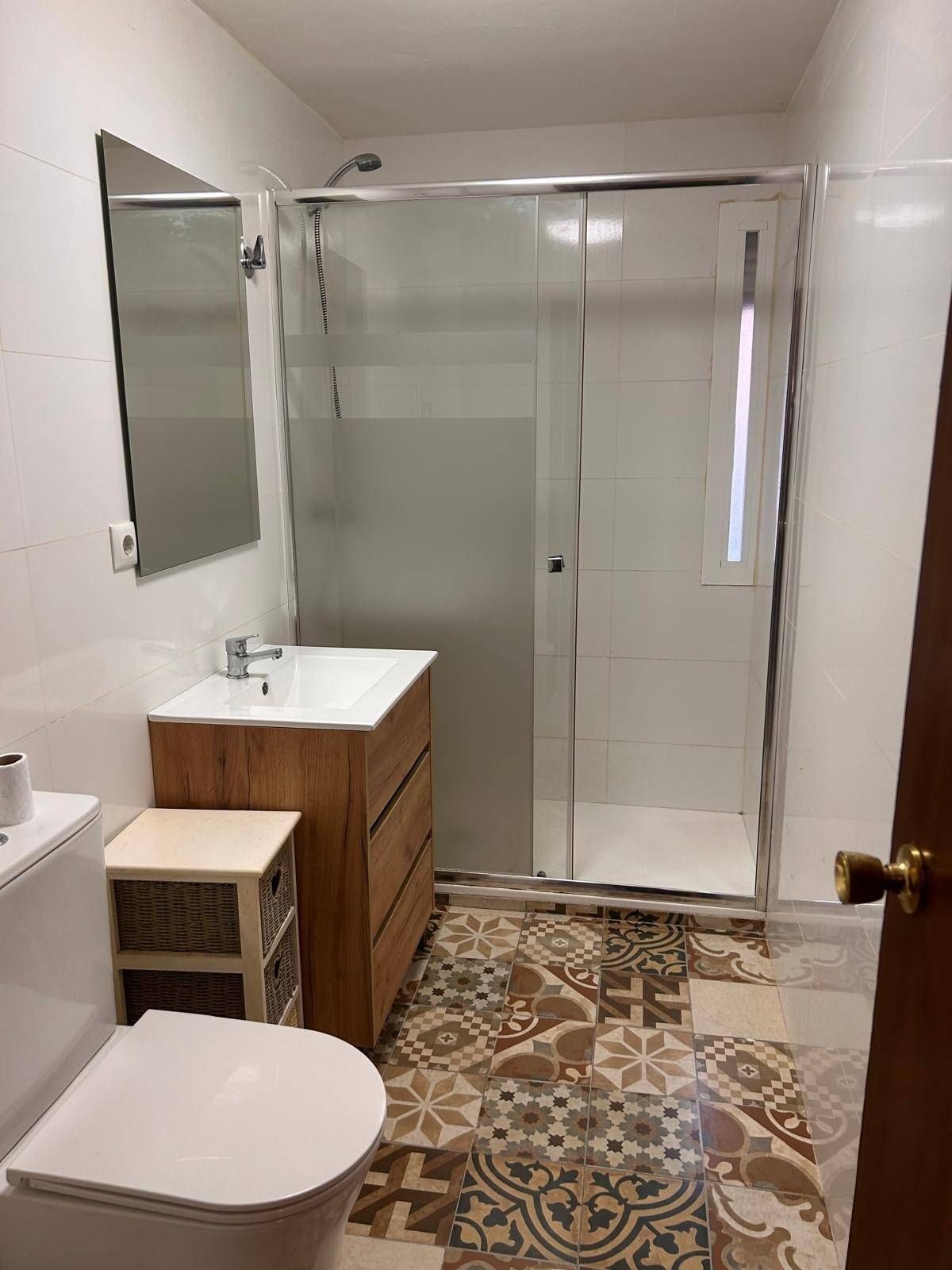 Bathroom of Flat for sale in  Madrid Capital