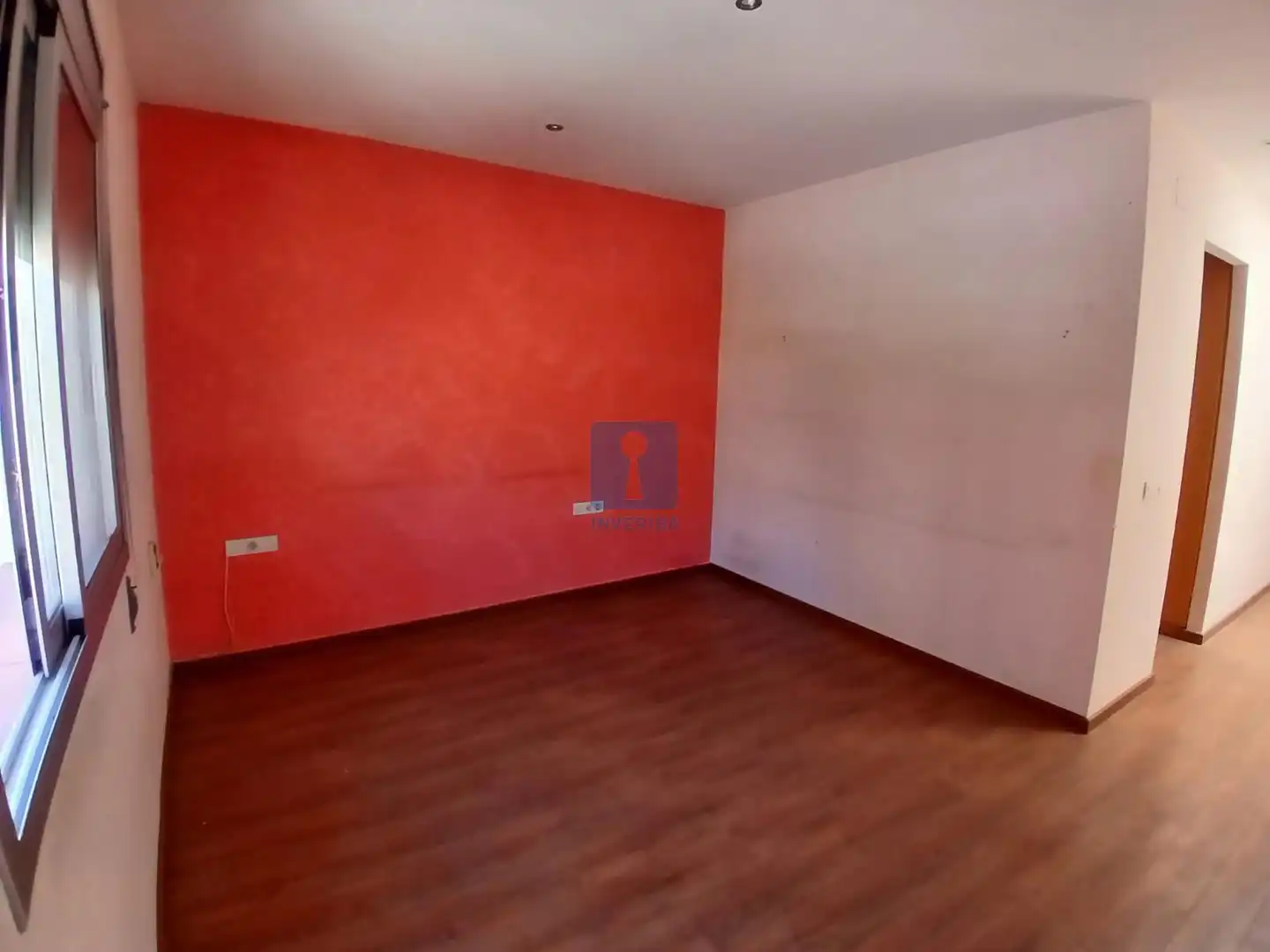 Habitación de Casa adosada en venta en El Prat de Llobregat con Aire acondicionado, Calefacción y Terraza