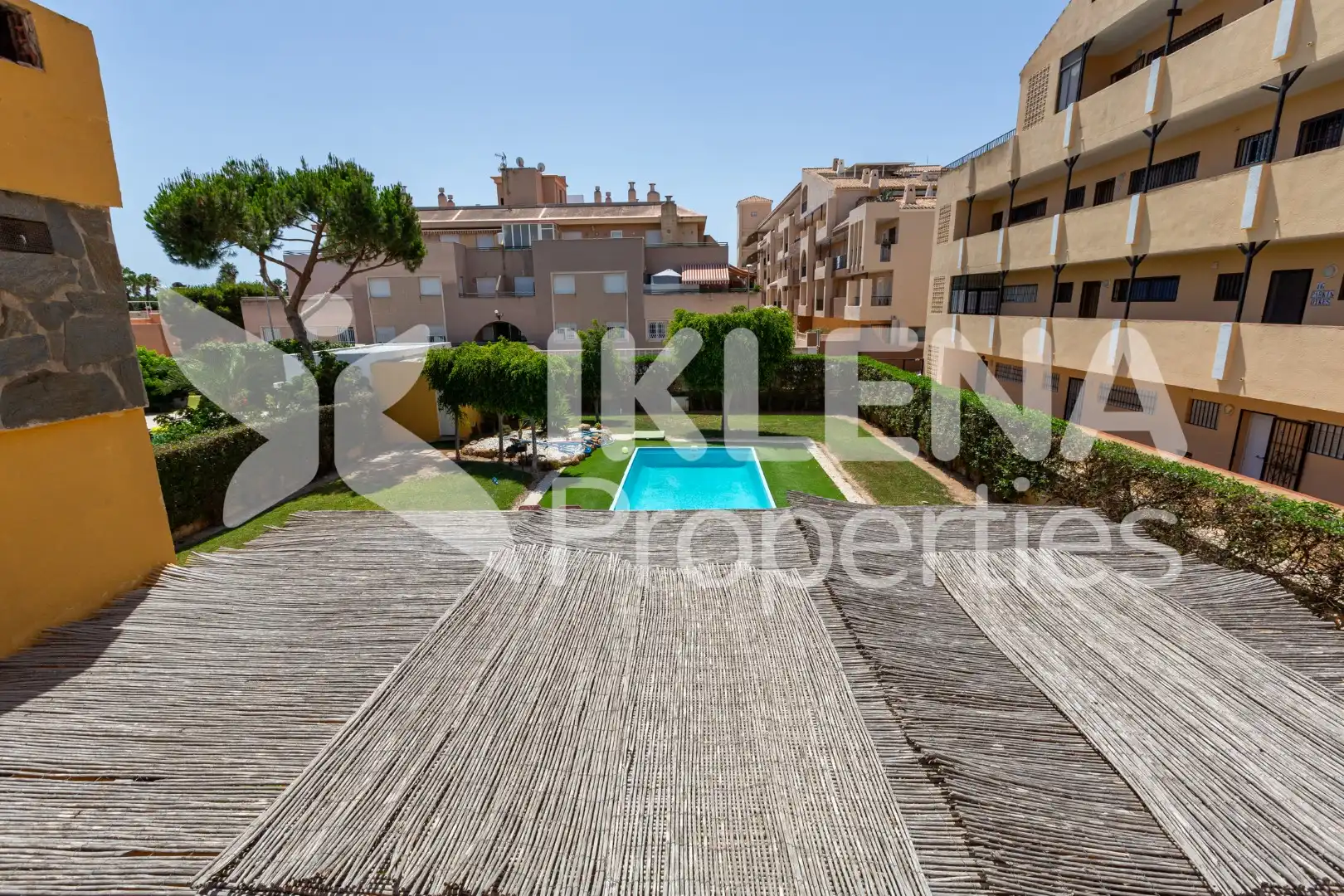 Exterior view of Houses for sale in Roquetas de Mar  with Air Conditioner, Private garden and Parquet flooring